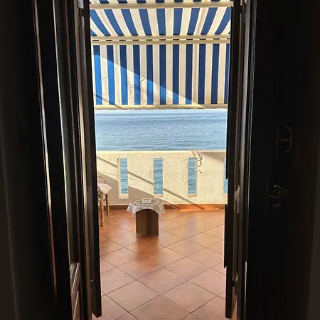 Marea Chianalea Tatil Evi *